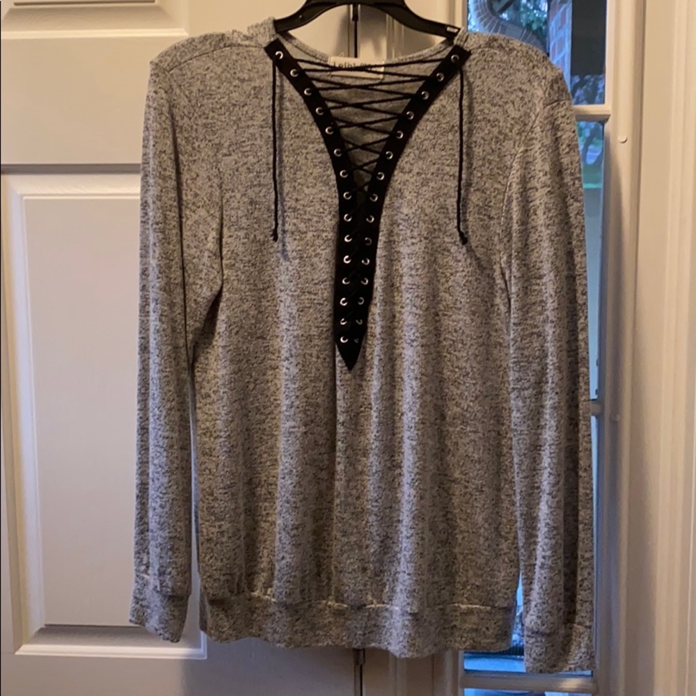 Long sleeve thin sweater